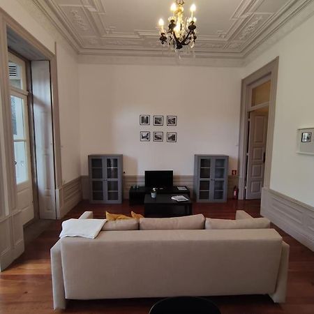 Alvares Cabral Apartamento C Apartment Porto Exterior photo